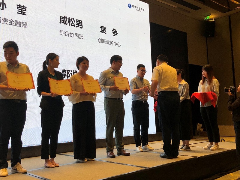 5d283ddf20a76.jpg 2.jpg